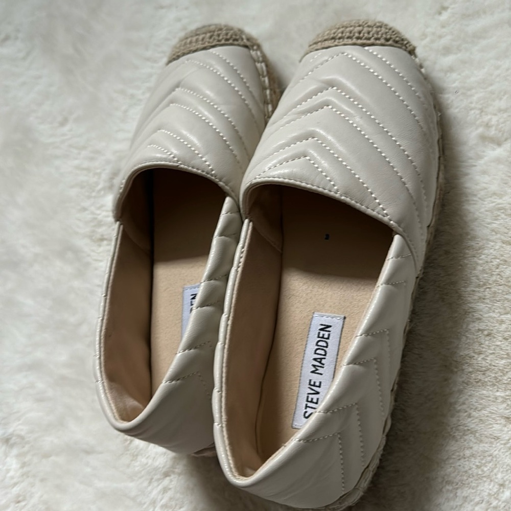 Steve Madden Winnow shoes in ivory